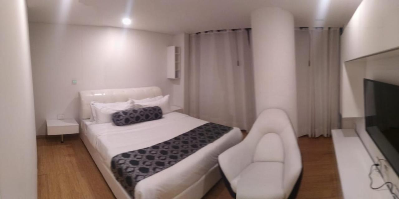 Apartasuite Edificio Monir Bogotá Exteriör bild